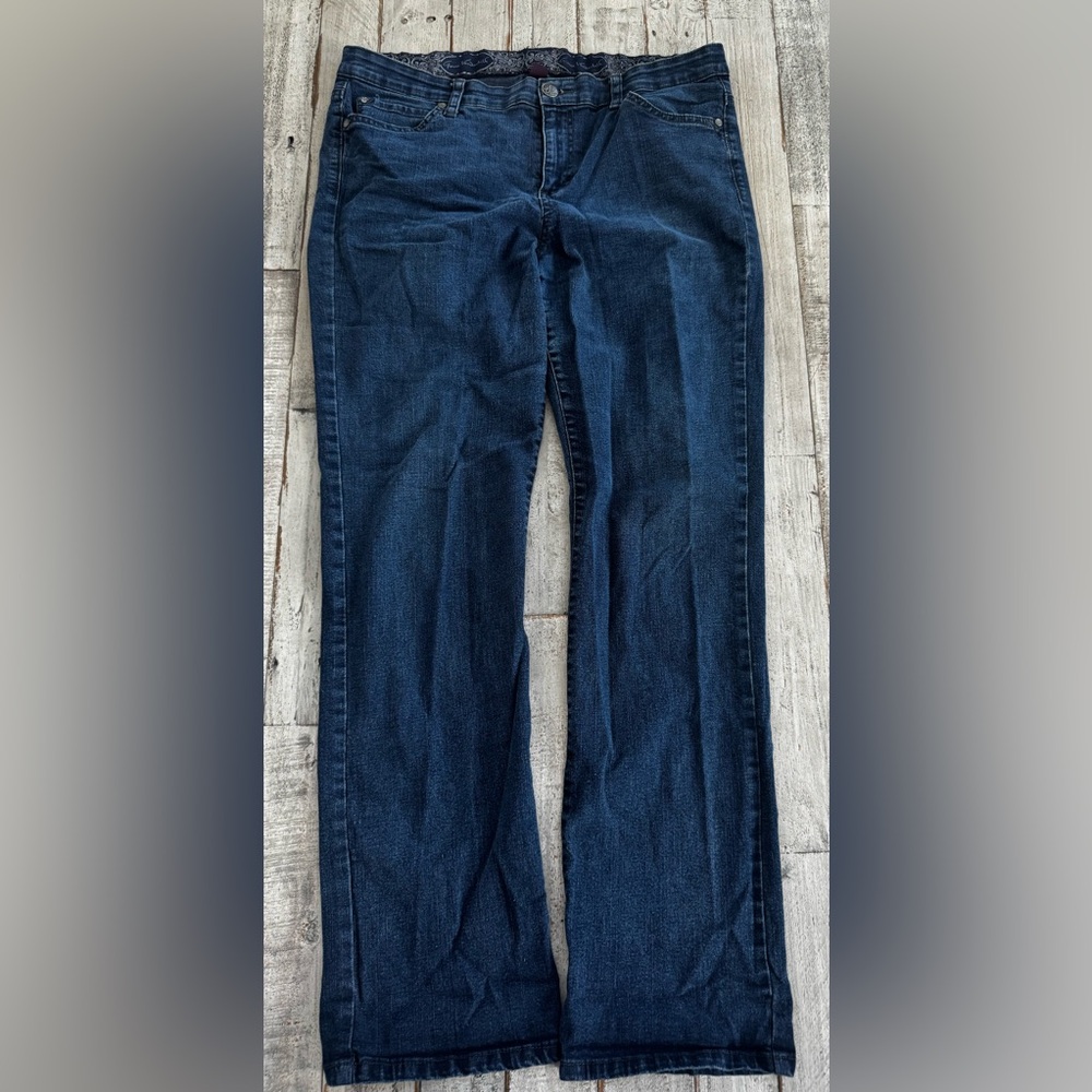 Gloria Vanderbilt Dark Blue Straight Leg Women's Jeans